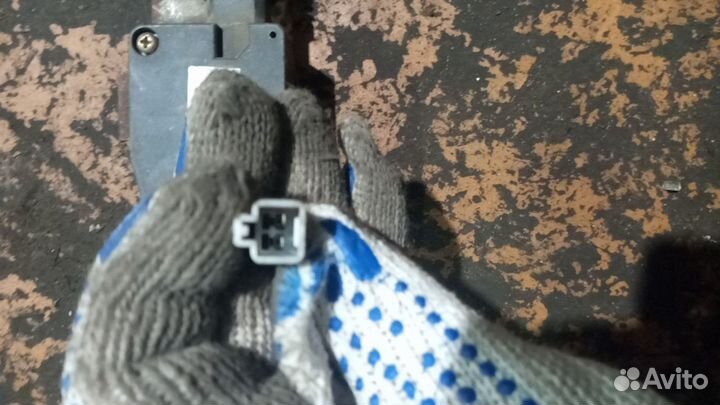 Активатор замка багажника Mazda 626 GE