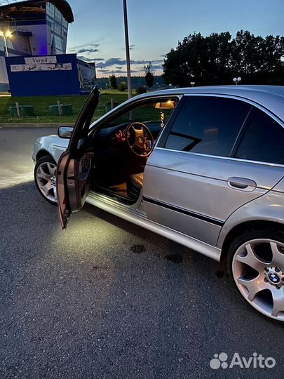 BMW 5 серия 2.0 МТ, 1998, 299 000 км