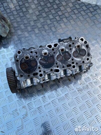 Головка блока цилиндров MitsubishiGalant 81999