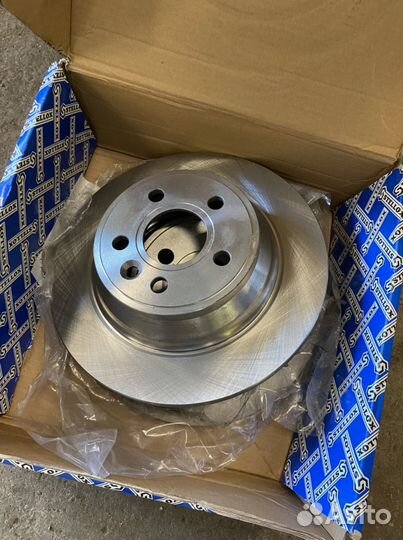 Задние тормозные диски Вольво новые