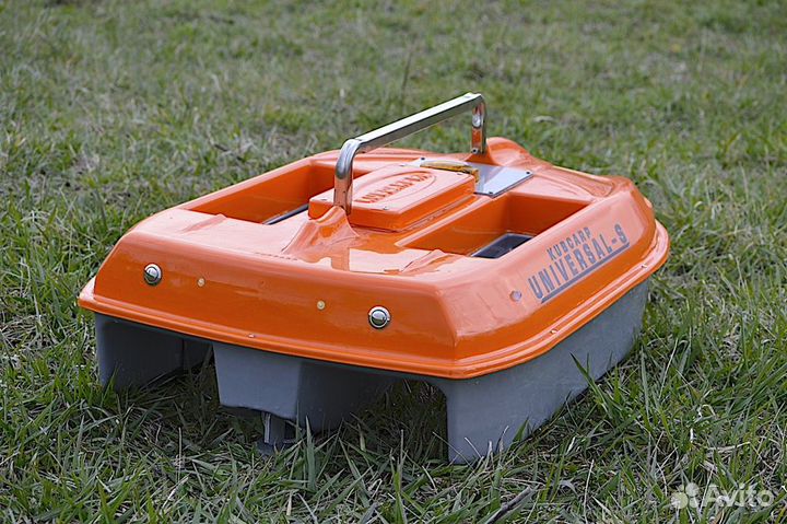 Корабль для завоза прикормки и оснастки Универсал