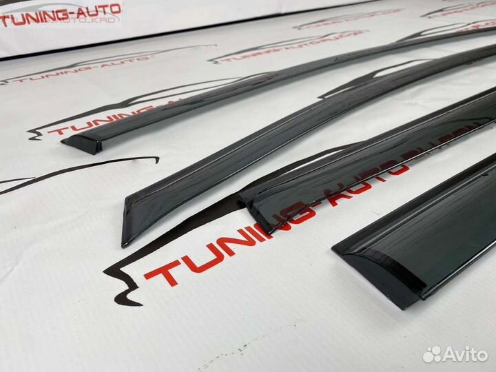 Ветровики nissan leaf B2276