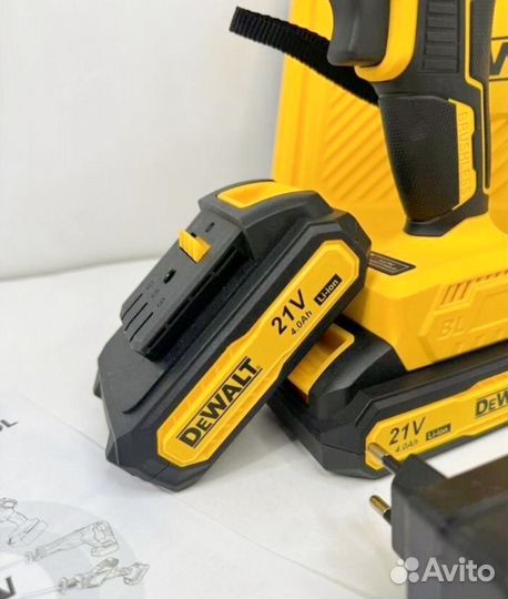 Шуруповерт dewalt