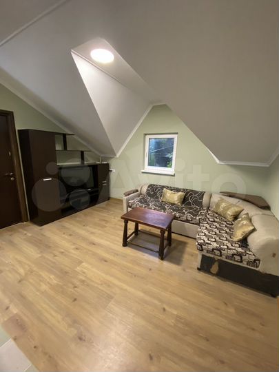 Дом 90 м² на участке 5 сот.