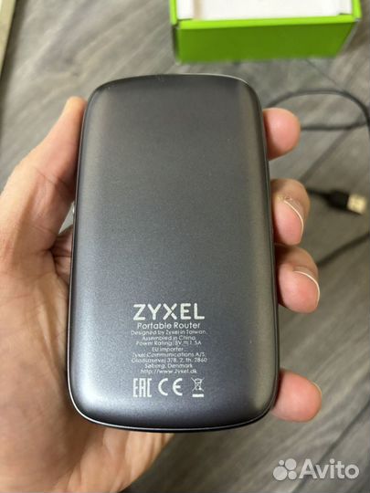 Роутер Zyxel 4G LTE-A Mobile WiFi LTE2566-M634