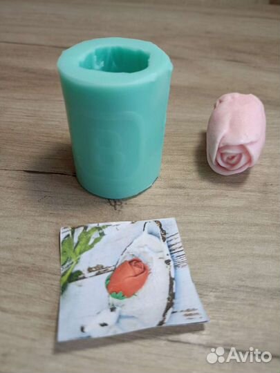 Формы, красители, декоративные элементы для мыла