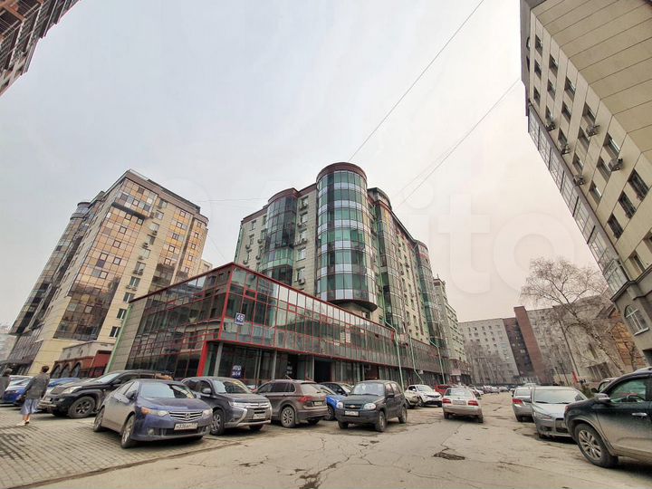 Офис с отдельным входом, 147 м²