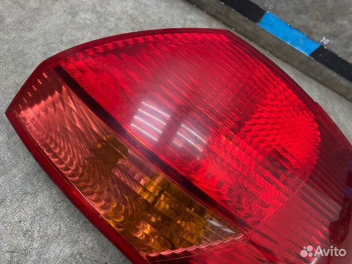 Фонарь задний правый Kia Venga 1.4 G4FA 2011