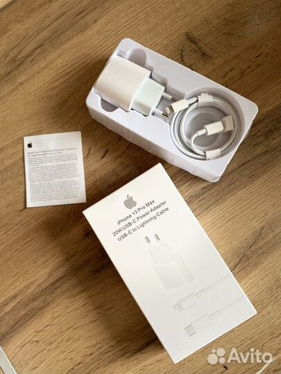 Зарядка для iPhone адаптер + Кабель