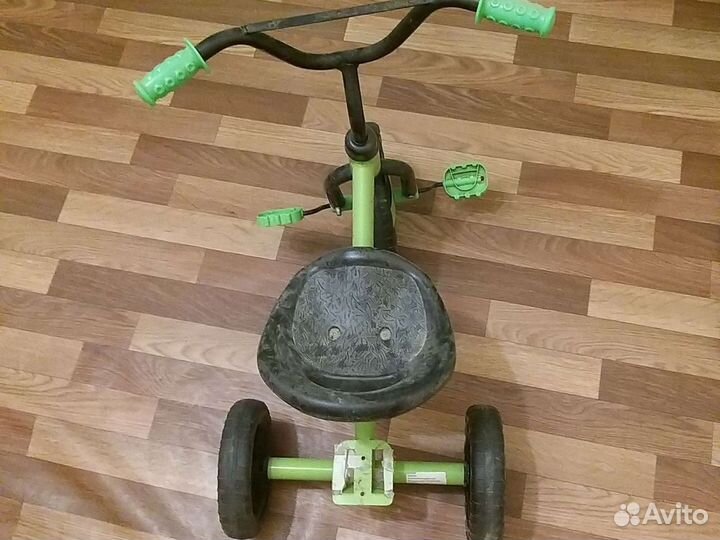 Детский трехколесный велосипед