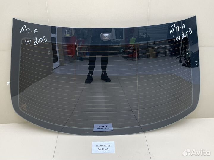 Заднее стекло Mercedes W203
