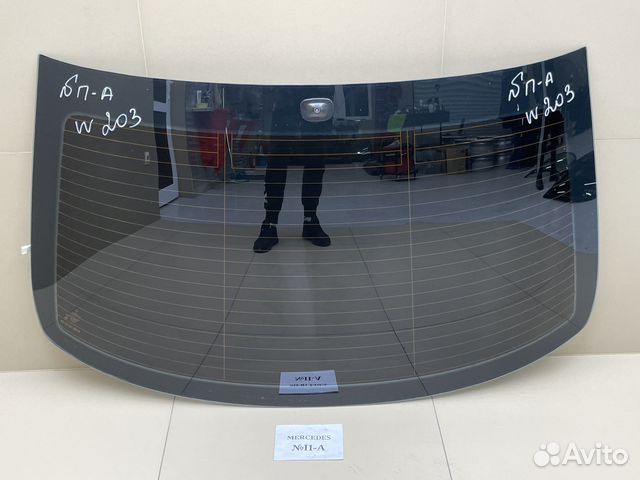 Заднее стекло Mercedes W203