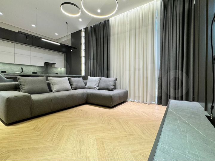 3-к. квартира, 95 м², 6/9 эт.