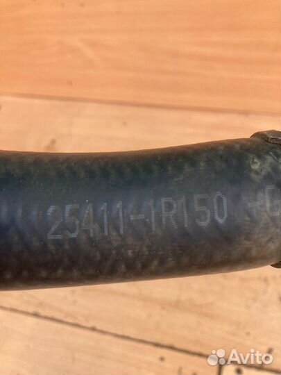 Патрубок радиатора верхний Kia Rio 2013г