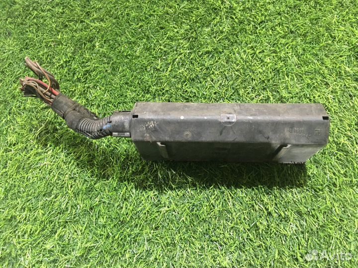 Блок реле Opel Vectra B