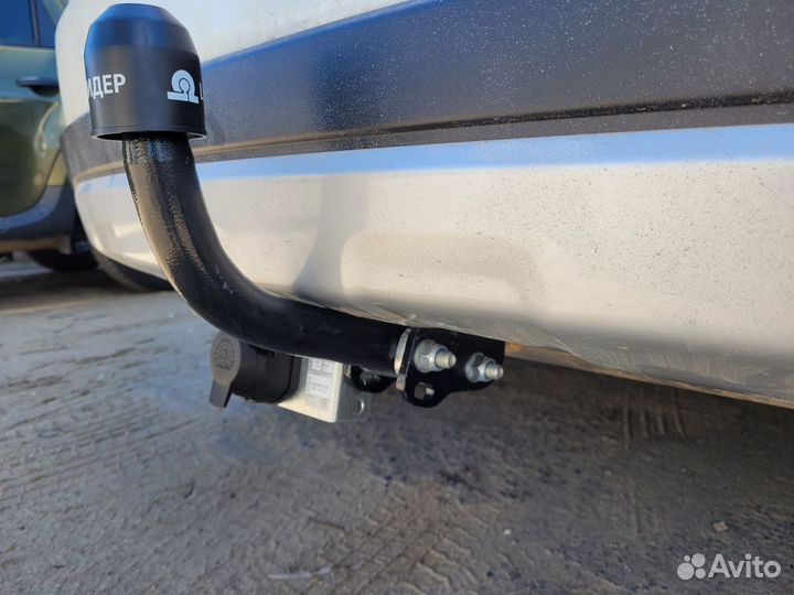 Фаркоп Suzuki SX4