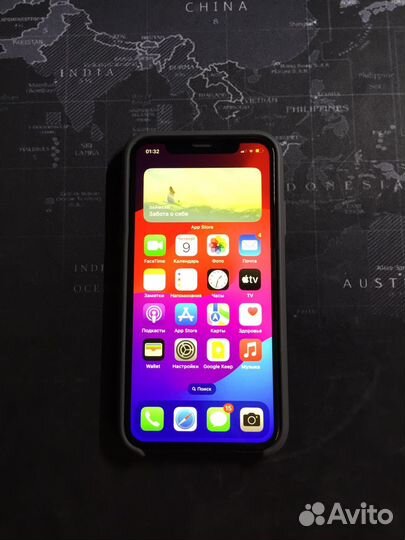 iPhone 11, 64 ГБ