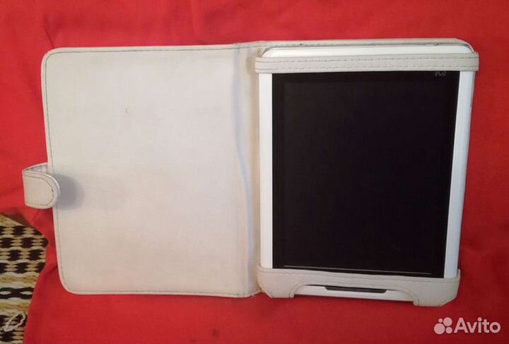 Книга PocketBook/колонки iPad/графический планшет