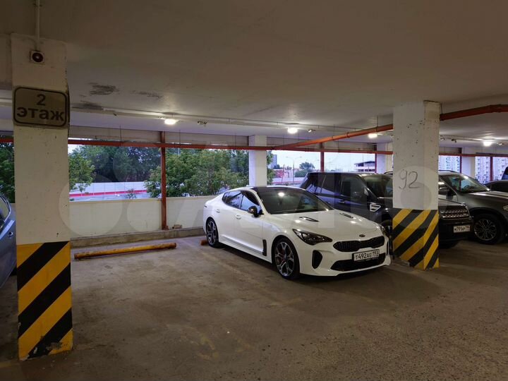 Машиноместо, 14 м²