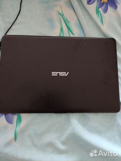 Ноутбук asus