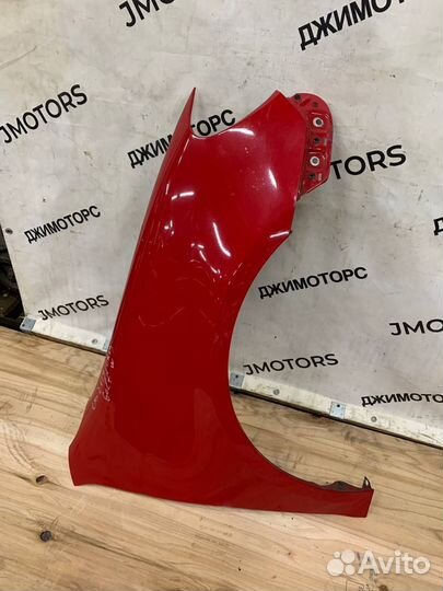 Переднее правое крыло Volkswagen Golf 6 универсал