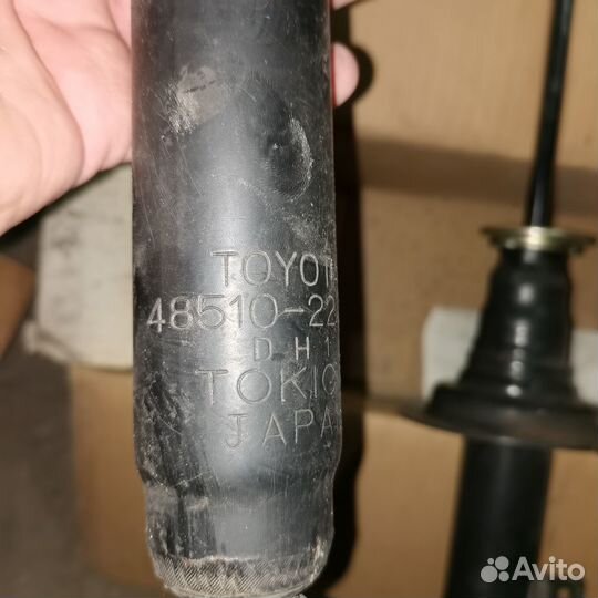 Продам стойки