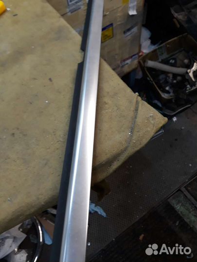 Мерседес Молдинг стекла Задний левый Gl-Class X166