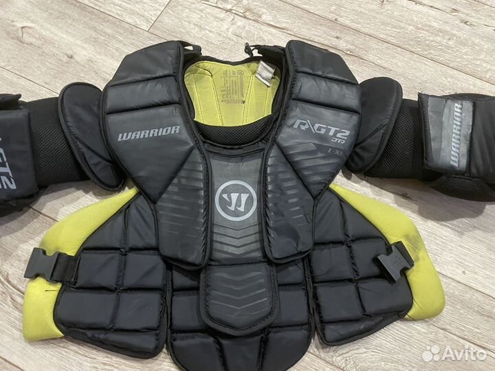 Вратарский нагрудник warrior