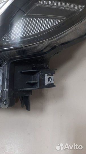 Фара левая Subaru Forester