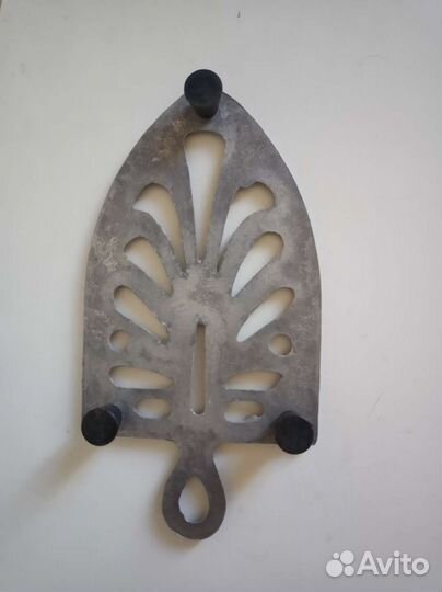 Подставка под утюг