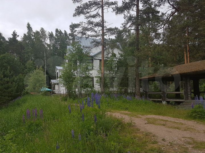 Таунхаус 165 м² на участке 50 сот.