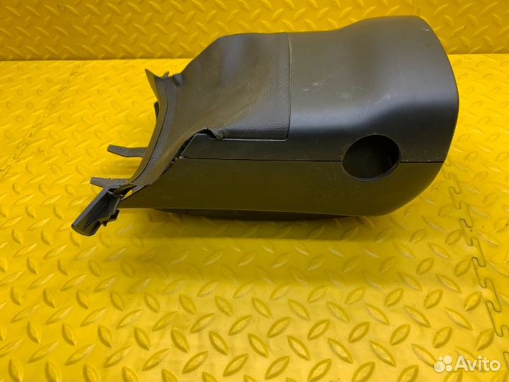 Кожух рулевой колонки Skoda Octavia Scout cjsb 1.8