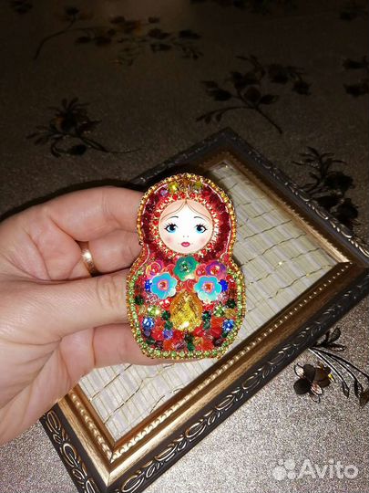 Брошь ручной работы