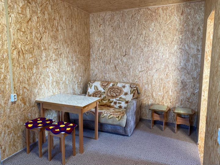 Дом 36,6 м² на участке 6 сот.