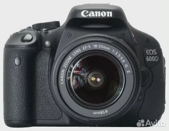 Canon 600D KIT 18-55 II + Карта памяти