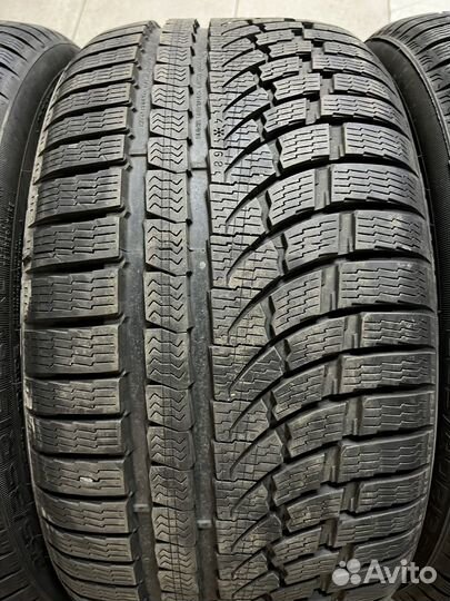 Nokian Tyres WR A4 225/40 R19 и 255/35 R19