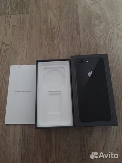 Коробка от iPhone 8 plus