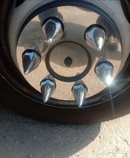 На Газель К-кт 12 шт Пики 9см + Колпачки на гайки