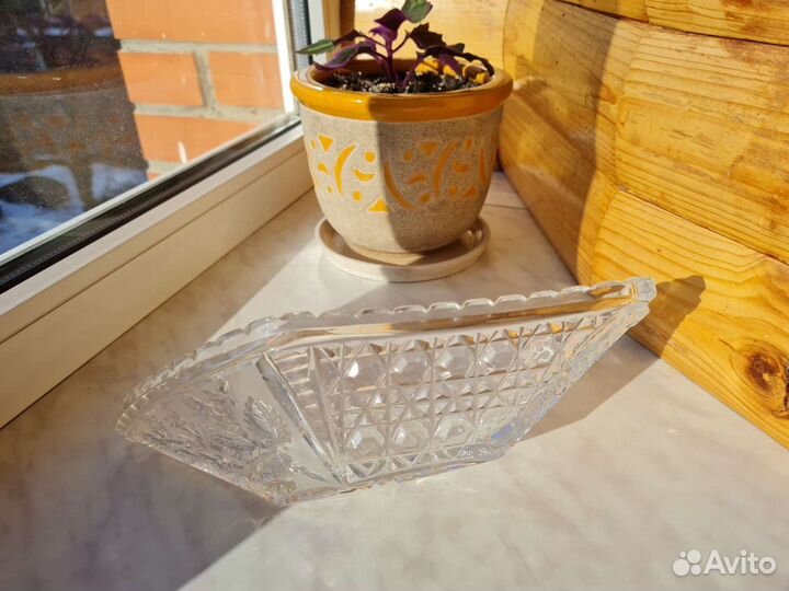 Ваза хрустальная