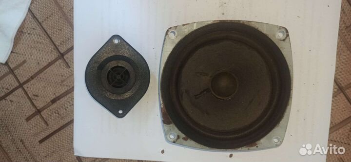 Штатные динамики колонки bmw e32