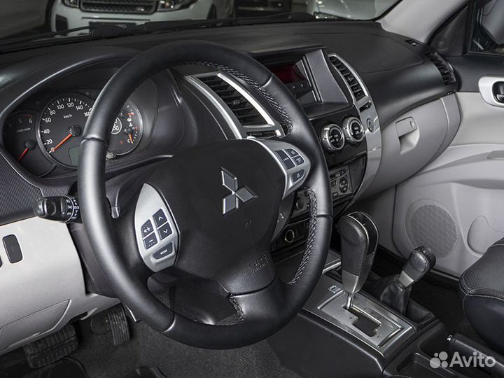 Mitsubishi Pajero Sport 2.5 AT, 2014, 119 500 км