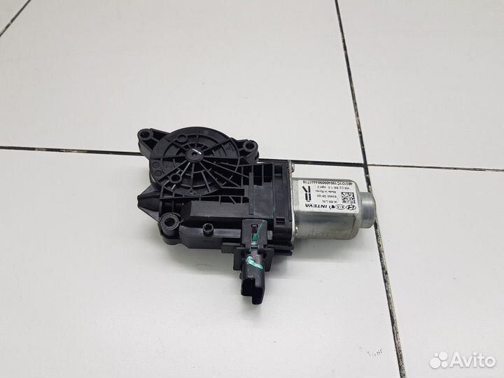 Моторчик стеклоподъемника задней правой двери