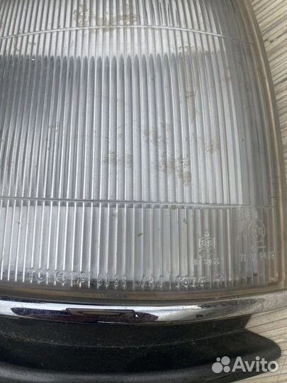 Габарит правый передний лендкрузер 80