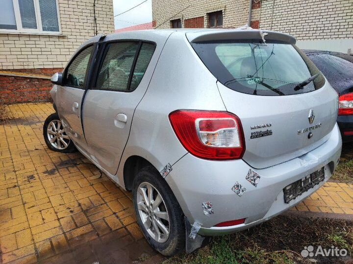 Кузов на запчасти Renault Sandero