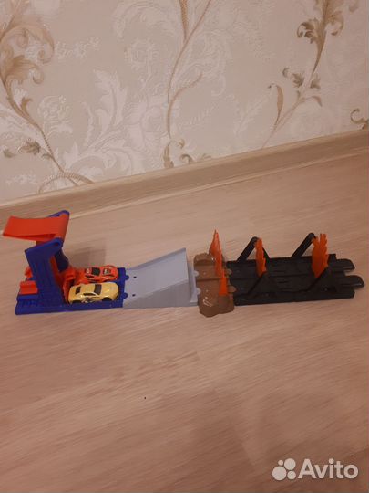 Игровой набор hot wheels