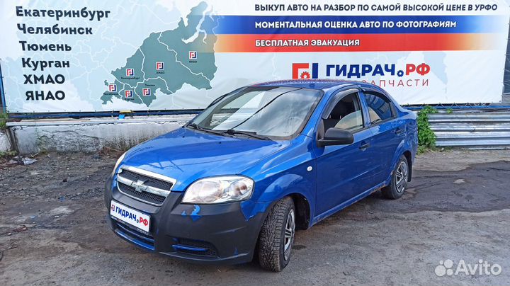 Обшивка стойки средняя правая верхняя Chevrolet Aveo T250 96650311. Потертость