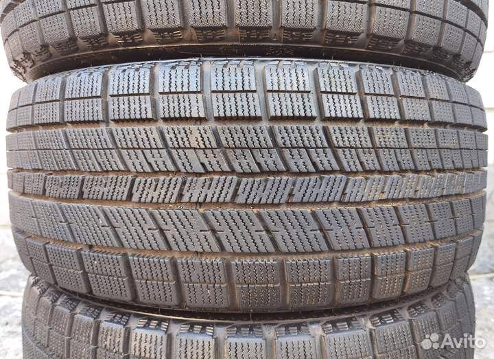 Nankang Ice Active AW-1 215/45 R17 97V