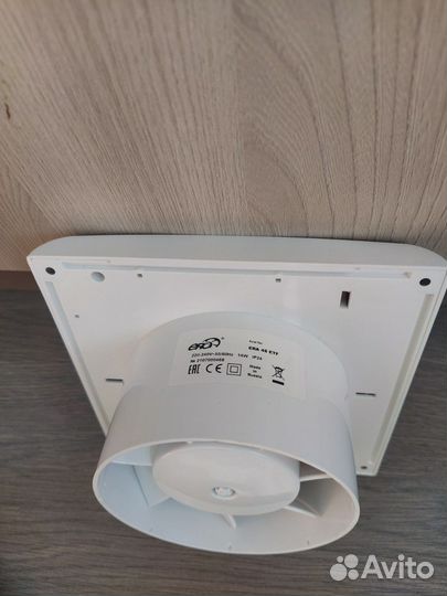 Вентилятор вытяжной 100