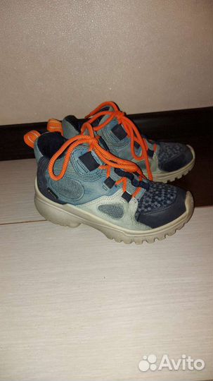 Ботинки вессение осенние ecco