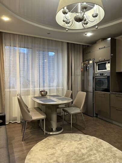 2-к. квартира, 57 м², 4/26 эт.